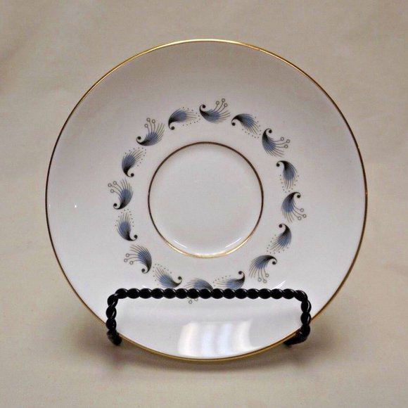 Wedgwood Bone China England Set of 2 Stardust Footed Tea Cups and Saucers. R4292 - Picture 7 of 16